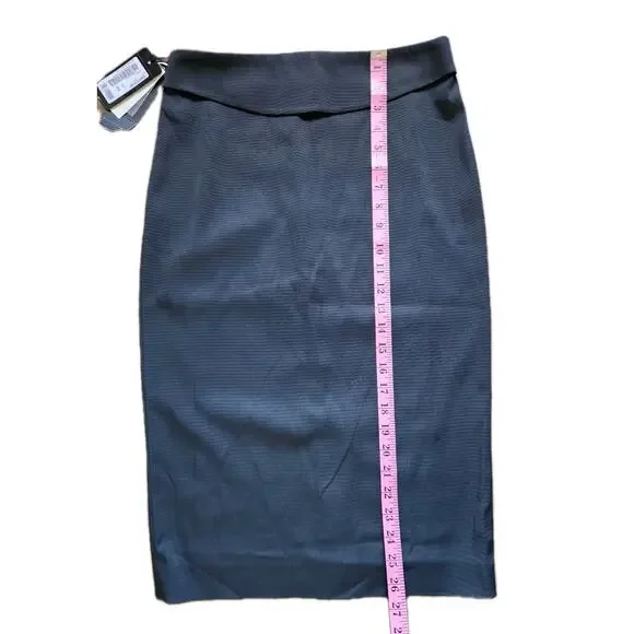 NWT Emporio Armani Black Ribbed Pencil Skirt Size 42 Stretch Knee Length Chic - Picture 8 of 8